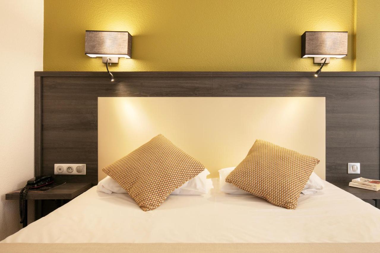 Hotel Le Collier Antibes Bagian luar foto