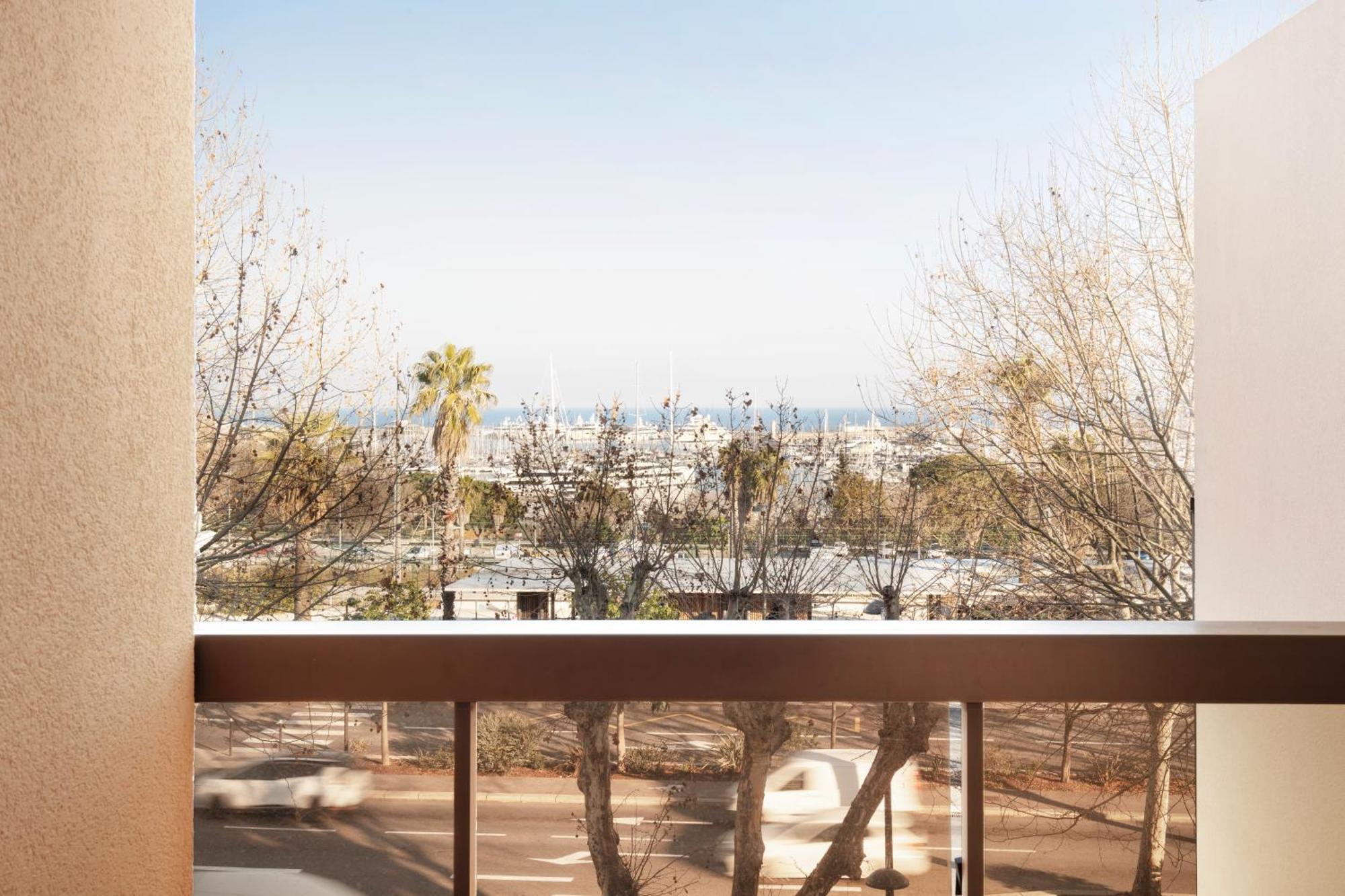 Hotel Le Collier Antibes Bagian luar foto