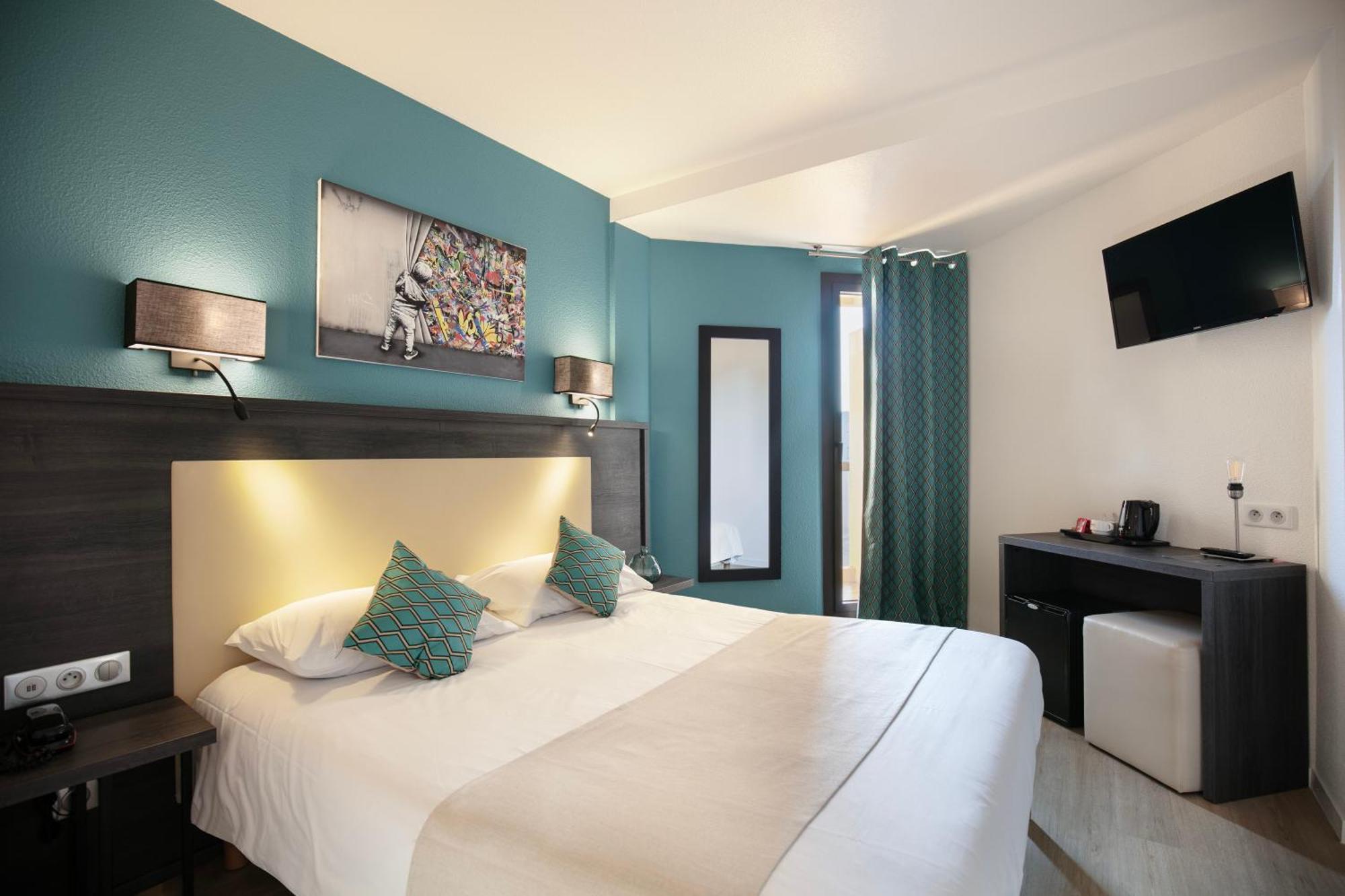 Hotel Le Collier Antibes Bagian luar foto